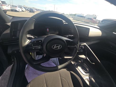 Used 2026 Hyundai Elantra Sport FWD image 8