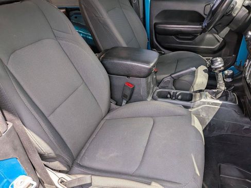 Used 2019 Jeep Wrangler Sport AWD/4WD image 20
