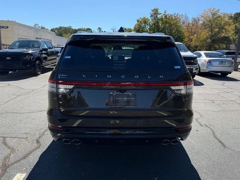 New 2026 Lincoln Aviator Reserve image 8
