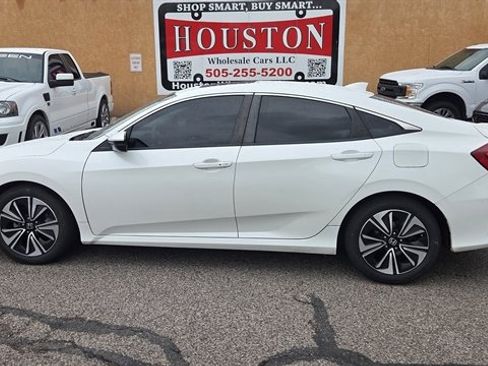 Used 2017 Honda Civic EX-L image 1