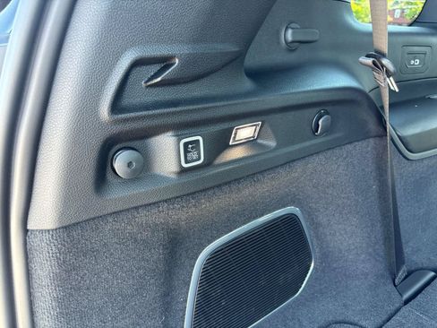 Used 2024 Jeep Grand Cherokee L Overland AWD/4WD image 5