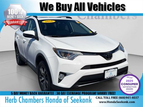 Used 2018 Toyota RAV4 XLE AWD/4WD image 1