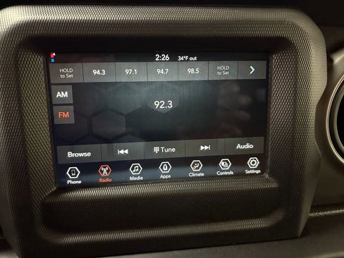 Used 2022 Jeep Gladiator Sport image 13