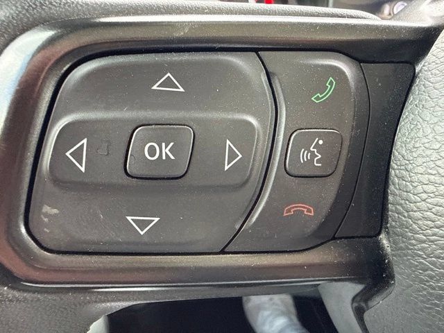 Used 2024 Jeep Wrangler Unlimited AWD/4WD image 21