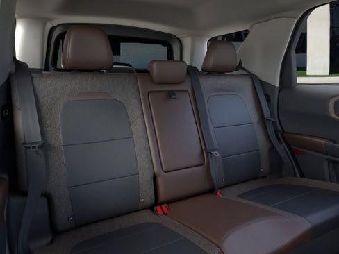 New 2025 Ford Bronco Sport Outer Banks w/ Outer Banks Tech Package+ AWD/4WD image 11