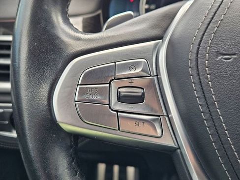 Used 2019 BMW 750i RWD image 12