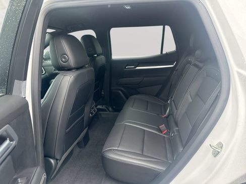 New 2027 GMC Terrain Elevation w/ Elevation Premium Package AWD/4WD image 24