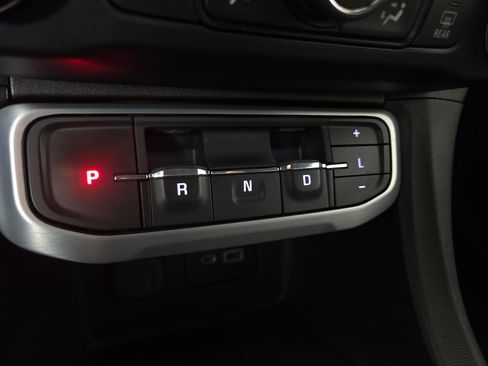 Used 2021 GMC Acadia SLE w/ Driver Convenience Package image 22