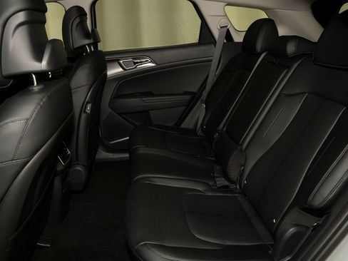 New 2026 Kia Sportage EX FWD image 10