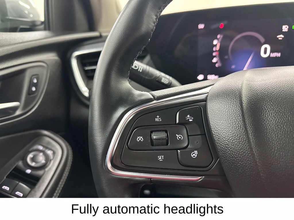 Used 2024 Buick Encore GX Sport Touring w/ Comfort Package AWD/4WD image 37