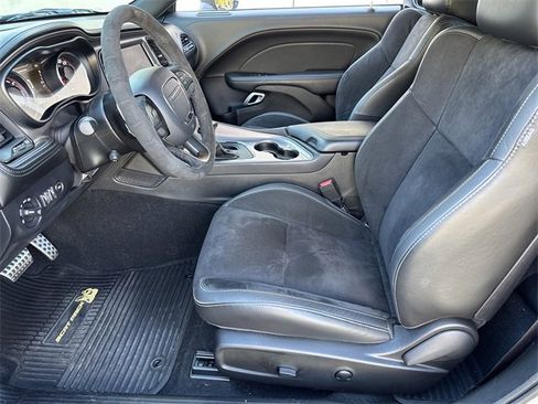Used 2023 Dodge Challenger R/T Scat Pack image 31