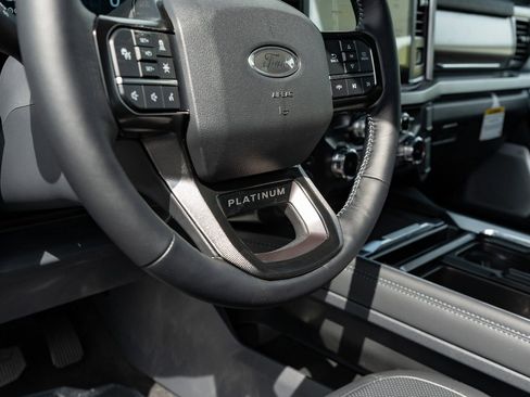 New 2026 Ford F250 Platinum w/ FX4 Off-Road Package AWD/4WD image 23
