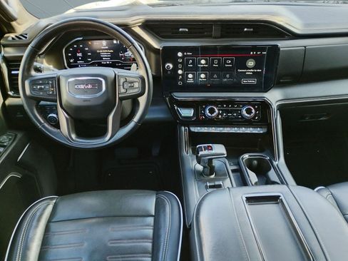 Used 2022 GMC Sierra 1500 AT4X image 4