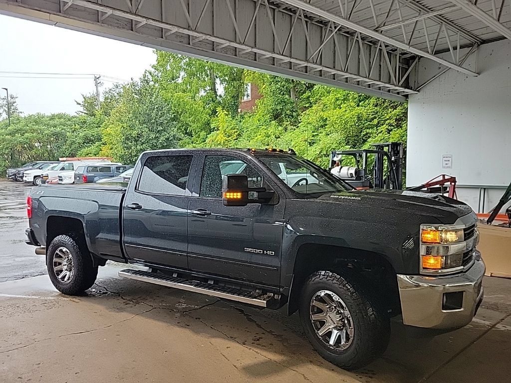Used 2019 Chevrolet Silverado 3500 LT w/ LT Convenience Package AWD/4WD image 7