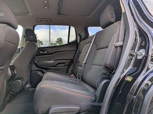 Used 2017 GMC Acadia SLE w/ Driver Alert Package I AWD/4WD image 14