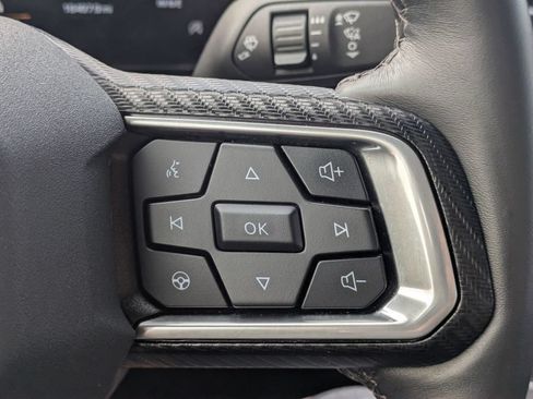 Used 2025 Ford Mustang GT Premium RWD image 17