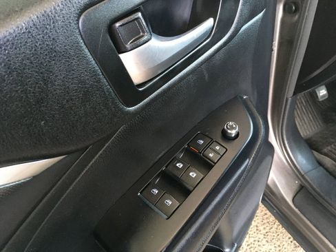 Used 2017 Toyota Highlander SE AWD/4WD image 21