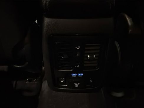 Used 2021 Dodge Durango GT image 22