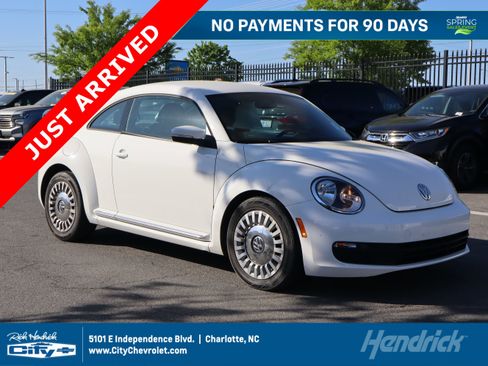 Used 2014 Volkswagen Beetle 2.5 image 1