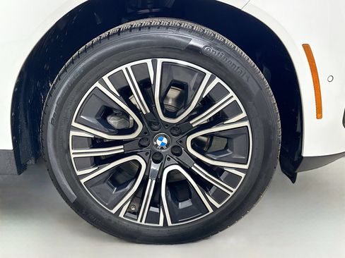 Used 2025 BMW X3 xDrive30i w/ Premium Package AWD/4WD image 10