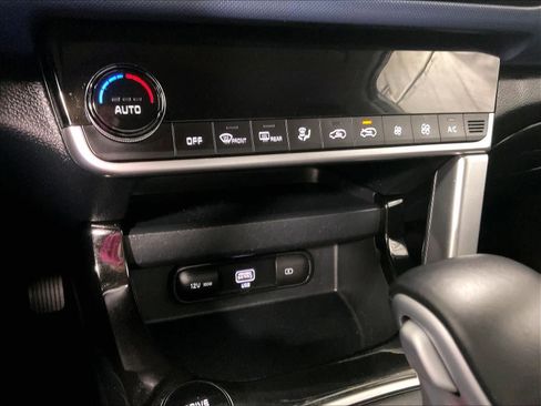 Used 2023 Kia Seltos S w/ Navigation Package image 25