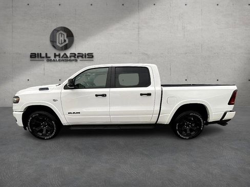 New 2026 RAM 1500 4x4 Crew Cab image 10