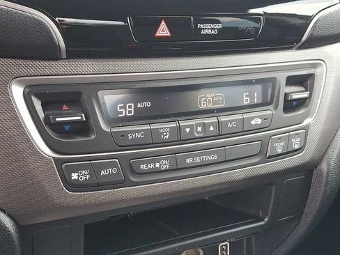 Used 2023 Honda Ridgeline Sport image 17