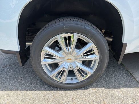 New 2026 Chevrolet Silverado 1500 High Country w/ Technology Package AWD/4WD image 27