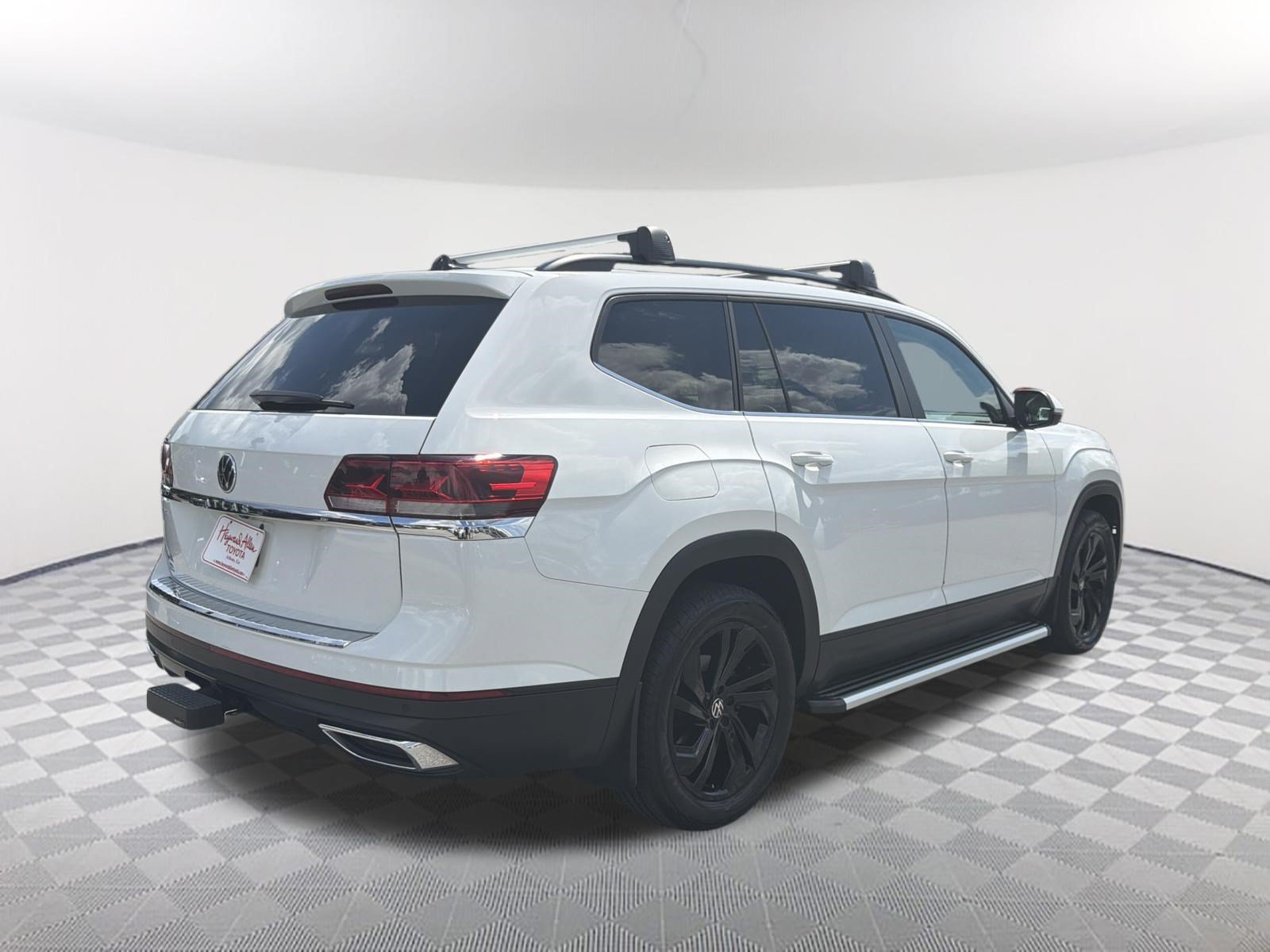 Used 2022 Volkswagen Atlas SE FWD image 16