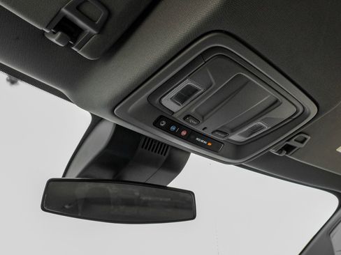 Used 2024 GMC Sierra 1500 SLE RWD image 33