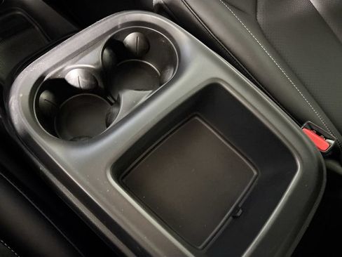 New 2026 Chrysler Pacifica Select AWD/4WD image 15