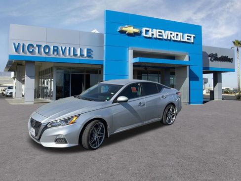 Used 2019 Nissan Altima 2.5 S FWD image 8