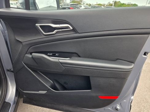 Used 2023 Kia Sportage EX AWD/4WD image 28