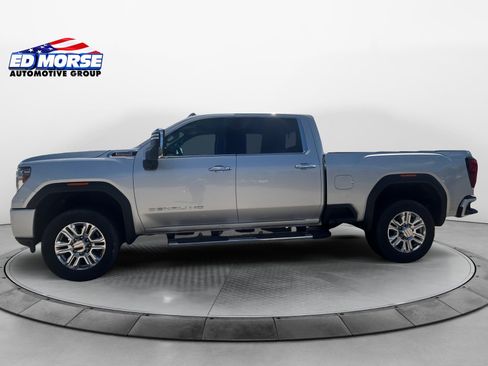 Used 2023 GMC Sierra 3500 Denali w/ Denali Ultimate Package AWD/4WD image 2