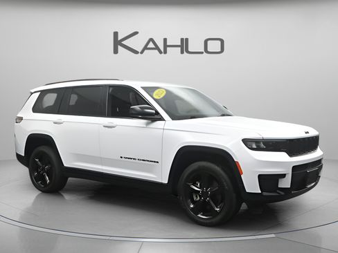 Used 2023 Jeep Grand Cherokee L Laredo AWD/4WD image 25