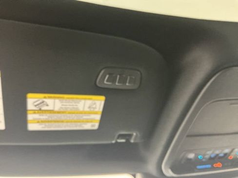 Used 2025 Ford Expedition Tremor AWD/4WD image 24