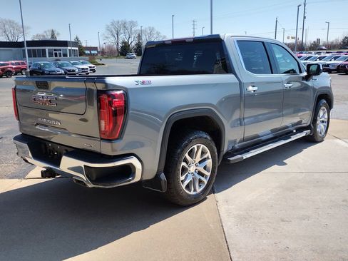 Used 2022 GMC Sierra 1500 SLT image 4
