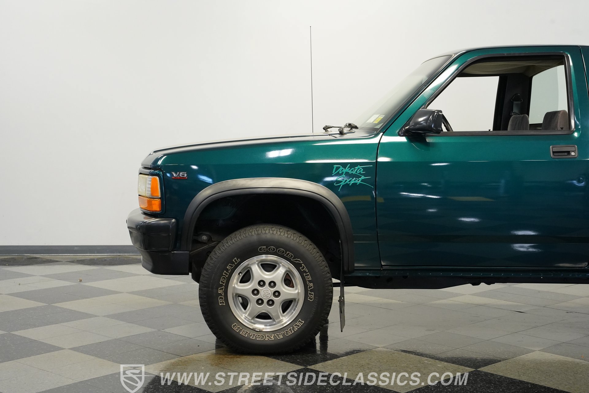 Used 1995 Dodge Dakota Sport AWD/4WD image 24