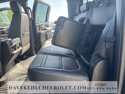 Used 2023 GMC Sierra 2500 Denali w/ Denali Ultimate Package image 23