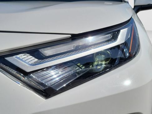 Used 2024 Toyota RAV4 XLE w/ Convenience Package FWD image 25