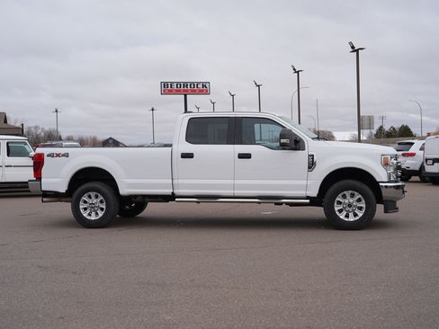 Used 2022 Ford F250 XLT image 2