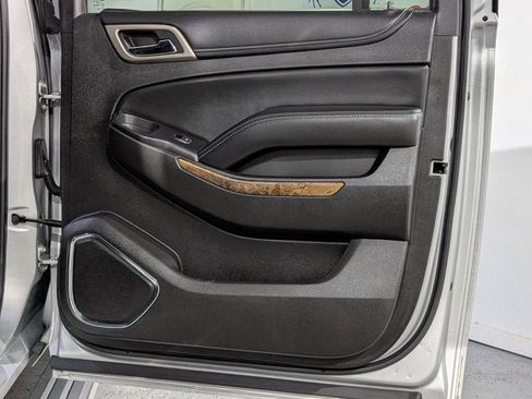 Used 2016 GMC Yukon XL Denali w/ Open Road Package image 26