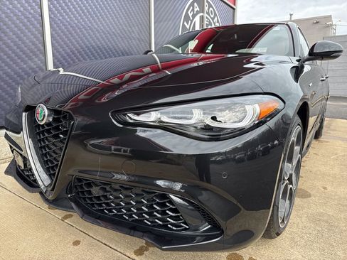 New 2026 Alfa Romeo Giulia AWD image 10