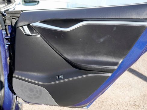 Used 2017 Tesla Model S 75D image 36