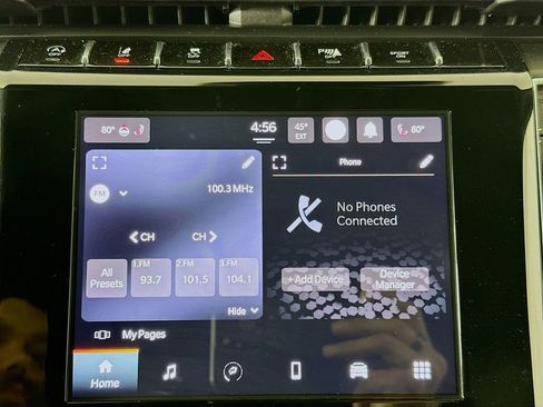 Used 2023 Jeep Grand Cherokee Altitude image 14