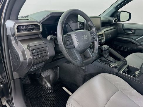 Certified 2026 Toyota Tacoma SR5 AWD/4WD image 9