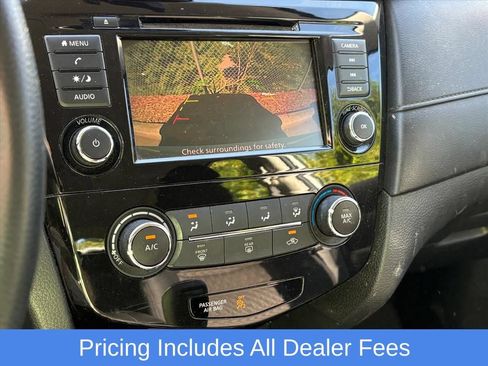 Used 2019 Nissan Rogue S FWD image 9