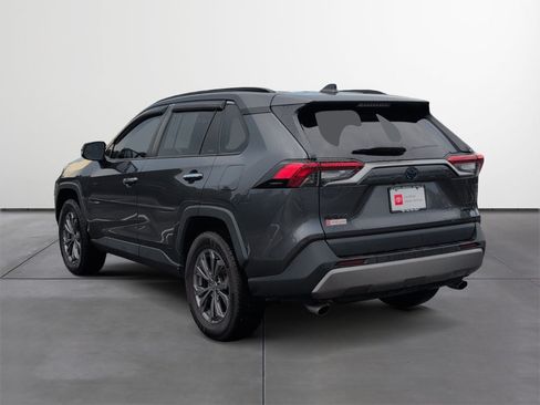 Certified 2022 Toyota RAV4 Limited AWD/4WD image 4