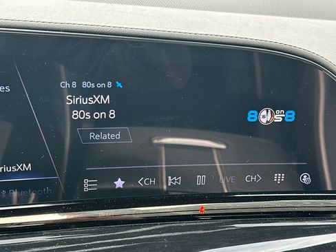 Certified 2024 Cadillac Escalade Sport w/ LPO, ONYX Package image 27