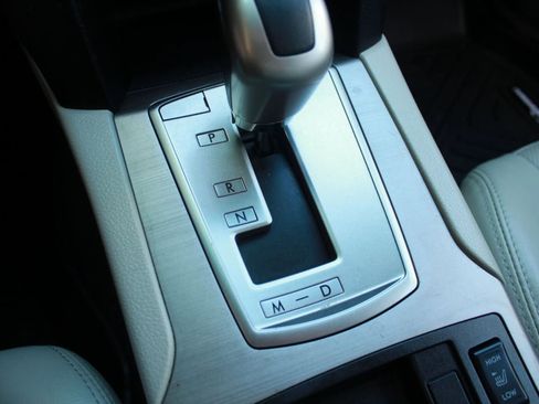 Used 2012 Subaru Legacy 2.5i Limited AWD/4WD image 15